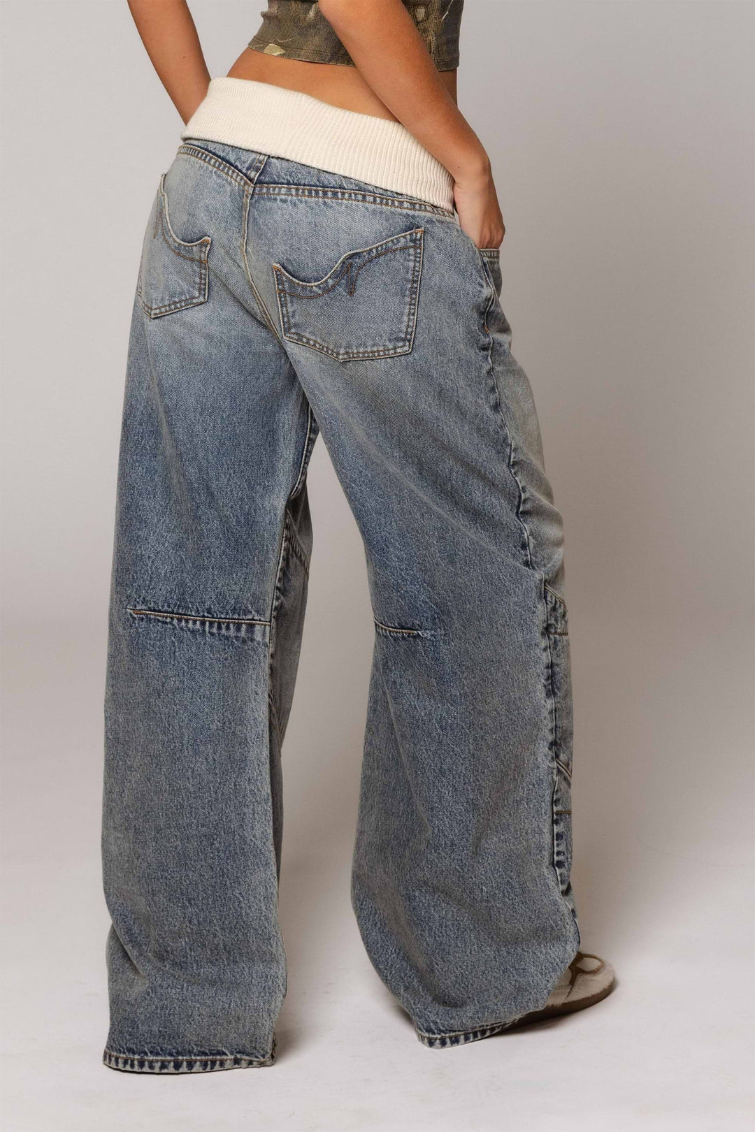 Quinn | Women's Straight Leg Jeans