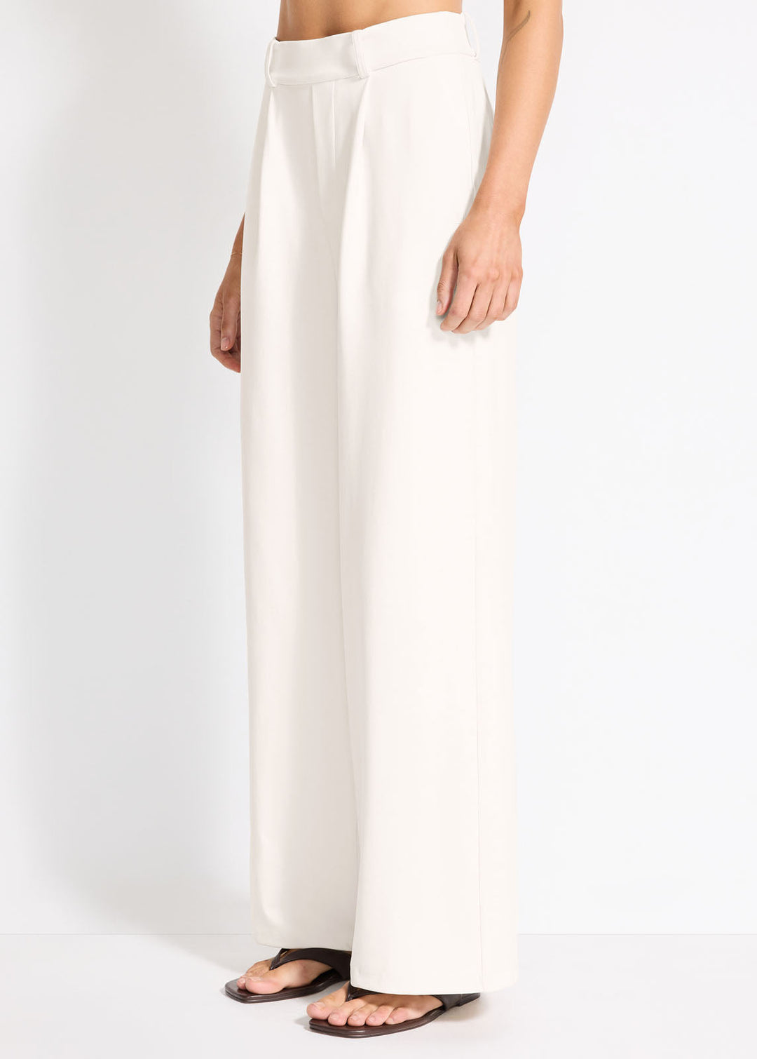 Maelle | Women's Pleated Tailored Trousers