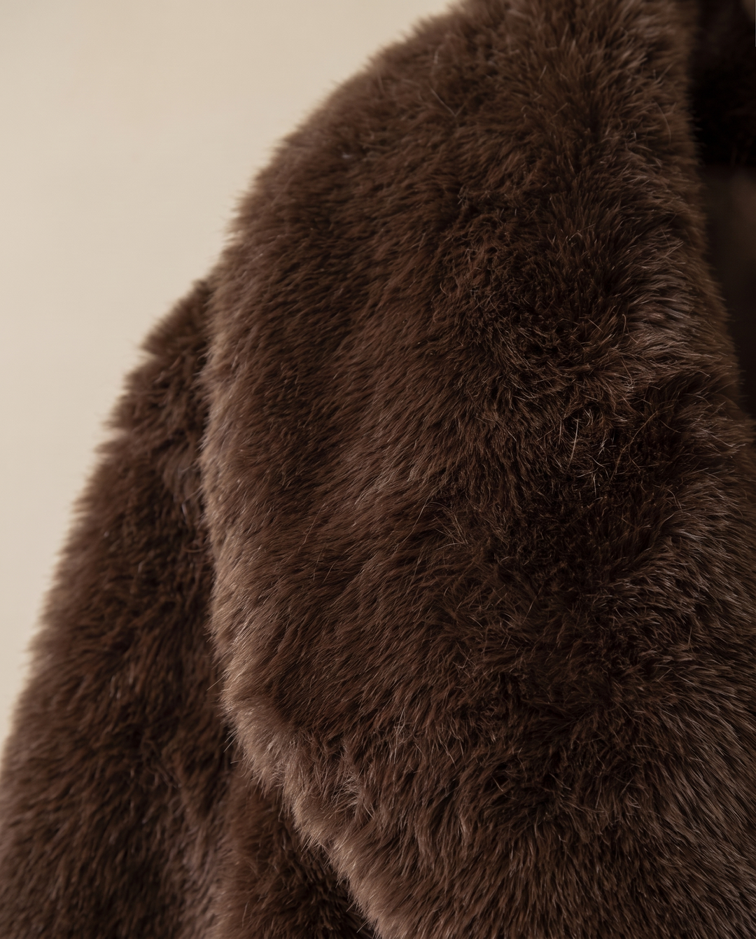 Paloma | Women's Cropped Faux Fur Coat