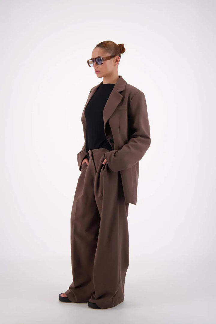 Taupe