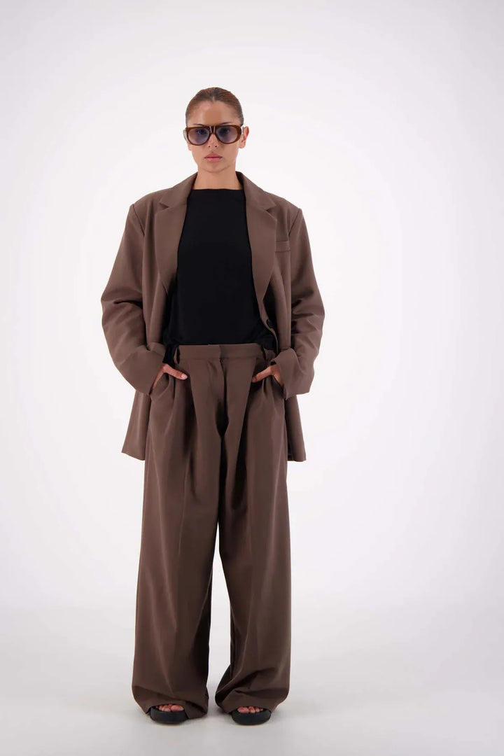 Taupe