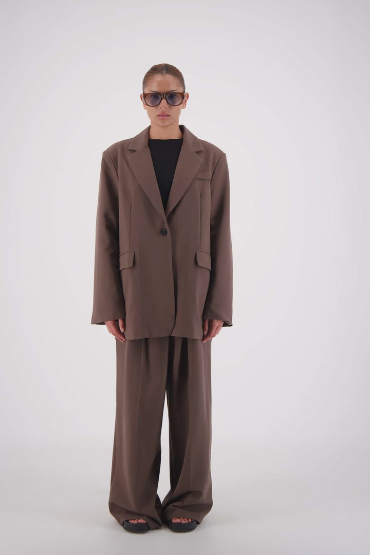Taupe