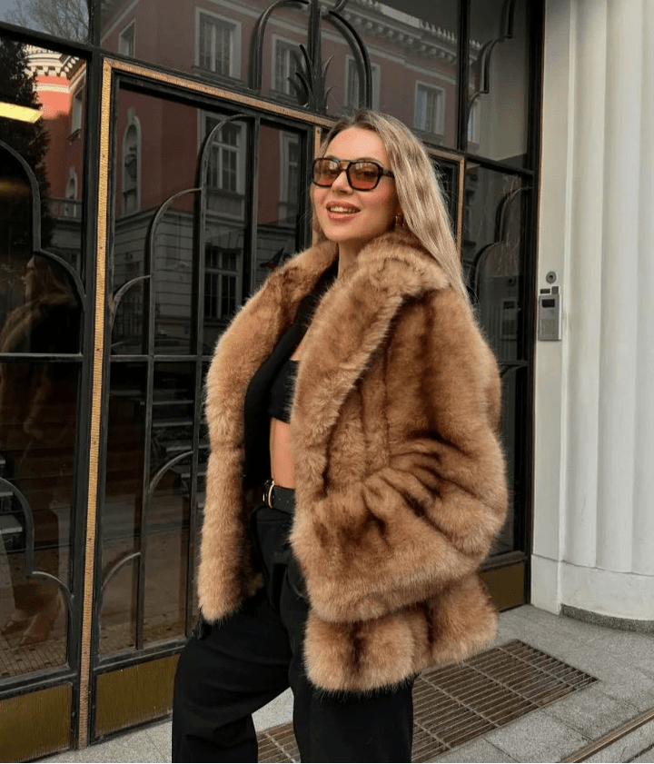 Rosalind | Women's Plush Faux Fur Coat