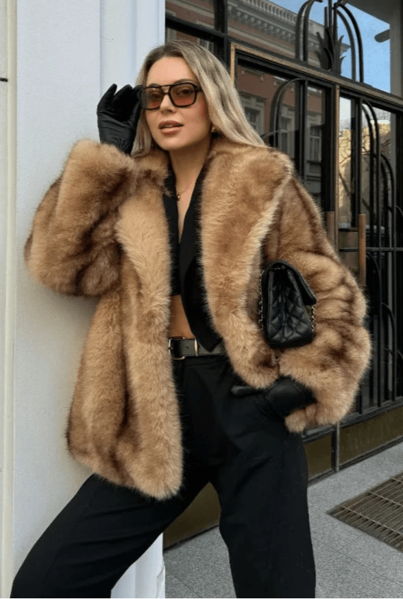 Rosalind | Women's Plush Faux Fur Coat